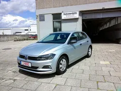 Silber Gebraucht 2018 VW Polo Trendline Limousine | 6.450 € (Guter Preis)