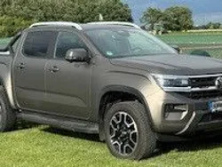 Braun Gebraucht 2023 VW Amarok PanAmericana Abholung | 49.500 € (Fairer Preis)