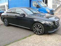 Schwarz Gebraucht 2019 Mercedes E300 Avantgarde Limousine | 29.400 € (Guter Preis)