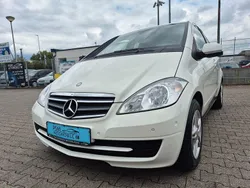 Weiß Gebraucht 2010 Mercedes A160 Limousine | 7.490 € (Etwas zu teuer)