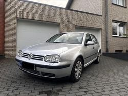 Silber Gebraucht 2003 VW Golf Limousine | 1.990 € (Guter Preis)