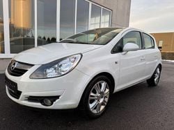 Weiß Gebraucht 2009 Opel Corsa Innovation Limousine | 1.995 € (Superpreis)
