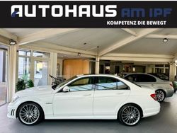 Weiß Gebraucht 2009 Mercedes C63 AMG AMG Limousine | 39.990 € (Fairer Preis)
