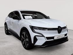 Arktisweiß Gebraucht 2022 Renault Mégane Techno Limousine | 24.790 € (Guter Preis)