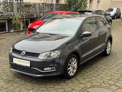 Grau Gebraucht 2015 VW Polo LOUNGE Limousine | 11.400 € (Guter Preis)