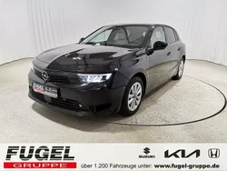 Schwarz perla nera/typ aussenverkleidung metallic perlmutt Gebraucht 2024 Opel Astra Business Elegance Limousine | 21.949 € (Superpreis)