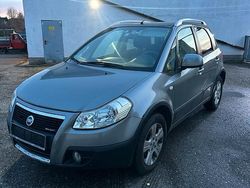 Grau Gebraucht 2008 Fiat Sedici SUV | 1.399 € (Superpreis)