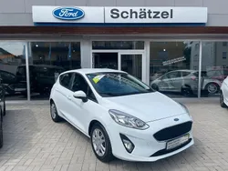 Weiß Gebraucht 2018 Ford Fiesta Cool & Connect Kleinwagen | 10.900 € (Fairer Preis)