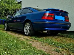 Blau Gebraucht 1997 Opel Calibra Coupé | 3.800 €