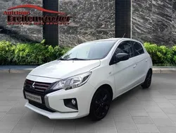 Islandweiß/schwarz Gebraucht 2021 Mitsubishi Space Star Spirit+ Limousine | 10.900 € (Fairer Preis)