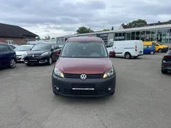 Rot Gebraucht 2012 VW Caddy Maxi Van / Kleinbus | 6.990 € (Guter Preis)