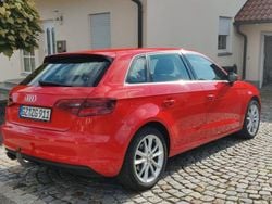 Rot Gebraucht 2015 Audi A3 Sportback Ambiente Kleinwagen | 10.400 € (Guter Preis)