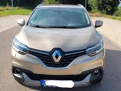 Beige Gebraucht 2015 Renault Kadjar SUV | 12.490 € (Fairer Preis)