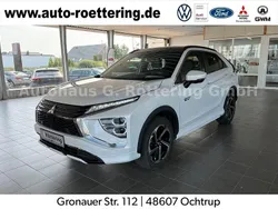 Weiß Gebraucht 2021 Mitsubishi Eclipse Cross Top SUV | 22.790 € (Etwas zu teuer)