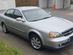 Grau Gebraucht 2003 Chevrolet Evanda Limousine | 1.950 €