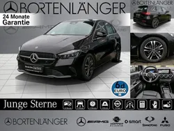 Schwarz Gebraucht 2023 Mercedes B200 Advanced Van / Kleinbus | 34.444 € (Teuer)