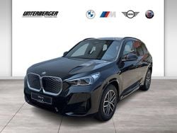 Black sapphire Neu 2025 BMW iX1 M Sport SUV | 49.290 € (Guter Preis)