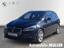 Schwarz Gebraucht 2022 BMW 220 Active Tourer M Sport Van / Kleinbus | 26.890 € (Fairer Preis)