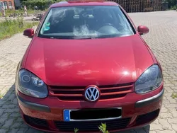 Rot Gebraucht 2004 VW Golf V Kleinwagen | 2.599 € (Fairer Preis)