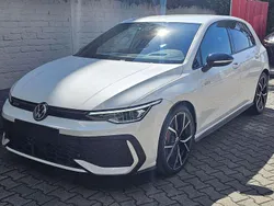 Oryxweiß perlmutteffekt Neu 2025 VW Golf VIII Business Kleinwagen | 39.990 € (Guter Preis)
