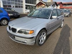 Silber Gebraucht 2002 BMW 320 Kombi | 2.200 € (Guter Preis)