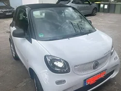 Weiß Gebraucht 2017 Smart ForTwo Electric Drive Coupé | 5.999 € (Fairer Preis)