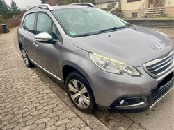 Grau Gebraucht 2014 Peugeot 2008 Allure SUV | 5.499 € (Guter Preis)
