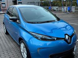 Blau Gebraucht 2019 Renault Zoe Life Kleinwagen | 11.500 € (Etwas zu teuer)