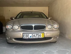 Beige Gebraucht 2004 Jaguar X-type Executive Limousine | 3.400 € (Fairer Preis)