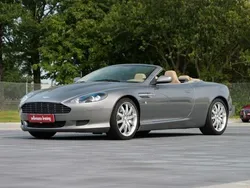 Silber Gebraucht 2005 Aston Martin DB9 Cabrio | 44.625 €