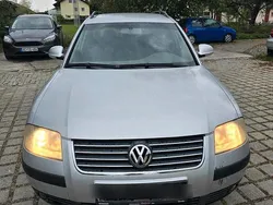 Silber Gebraucht 2004 VW Passat Kombi | 790 € (Superpreis)