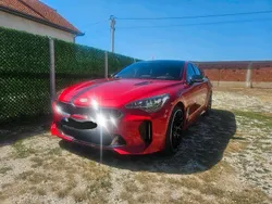 Rot Gebraucht 2018 Kia Stinger Limousine | 31.000 € (Teuer)