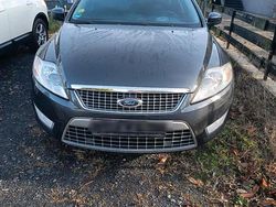 Grau Gebraucht 2008 Ford Mondeo Titanium Kombi | 1.500 €