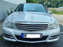 Silber Gebraucht 2013 Mercedes C180 Elegance Limousine | 13.700 € (Fairer Preis)