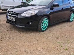 Schwarz Gebraucht 2013 Ford Focus Kombi | 4.800 € (Guter Preis)