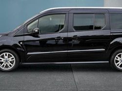 Schwarz Gebraucht 2020 Ford Tourneo Titanium Van / Kleinbus | 19.000 € (Etwas zu teuer)