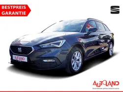 Grau Gebraucht 2022 Seat Leon Limousine | 24.890 € (Etwas zu teuer)