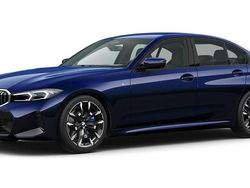 Blau Gebraucht 2024 BMW 330 Comfort Edition Limousine | 55.822 €