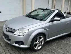 Silber Gebraucht 2005 Opel Tigra Cabrio | 1.650 € (Fairer Preis)