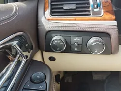 Braun Gebraucht 2012 Cadillac Escalade SUV | 17.900 €