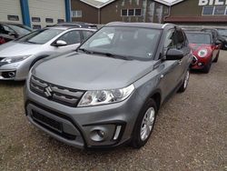 Grau Gebraucht 2018 Suzuki Vitara Comfort+ SUV | 7.900 € (Guter Preis)