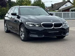 Schwarz Gebraucht 2022 BMW 318 Sport Line Limousine | 22.200 € (Fairer Preis)
