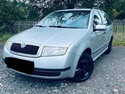 Silber Gebraucht 2004 Skoda Fabia Kombi | 850 € (Guter Preis)