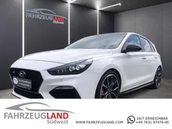 Polar white / sol Gebraucht 2019 Hyundai i30 Comfort Limousine | 23.990 € (Fairer Preis)