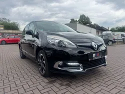 Schwarz Gebraucht 2014 Renault Scénic III Bose Edition Van / Kleinbus | 9.990 € (Etwas zu teuer)