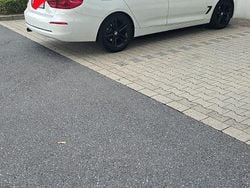 Weiß Gebraucht 2016 BMW 318 Gran Turismo Sport Line Limousine | 12.999 € (Guter Preis)