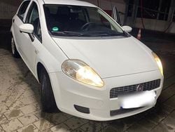 Weiß Gebraucht 2009 Fiat Grande Punto Kleinwagen | 3.299 € (Fairer Preis)