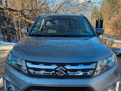 Grau Gebraucht 2015 Suzuki Vitara Comfort+ SUV | 13.300 € (Fairer Preis)