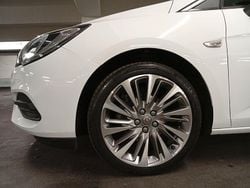 Weiß Gebraucht 2021 Opel Astra Business Elegance Kombi | 10.900 € (Guter Preis)