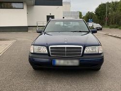 Blau Gebraucht 1997 Mercedes C180 Limousine | 4.500 € (Guter Preis)